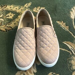 Steve Madden Blush Pink Quilted Slide on Sneakers